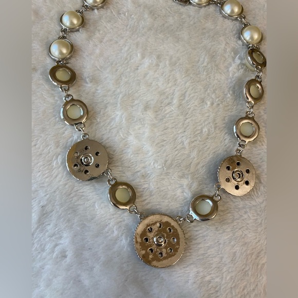 Ginger Snaps Signed Necklace‎ with Crystals Rhinestones & Faux Pearls - Picture 8 of 10